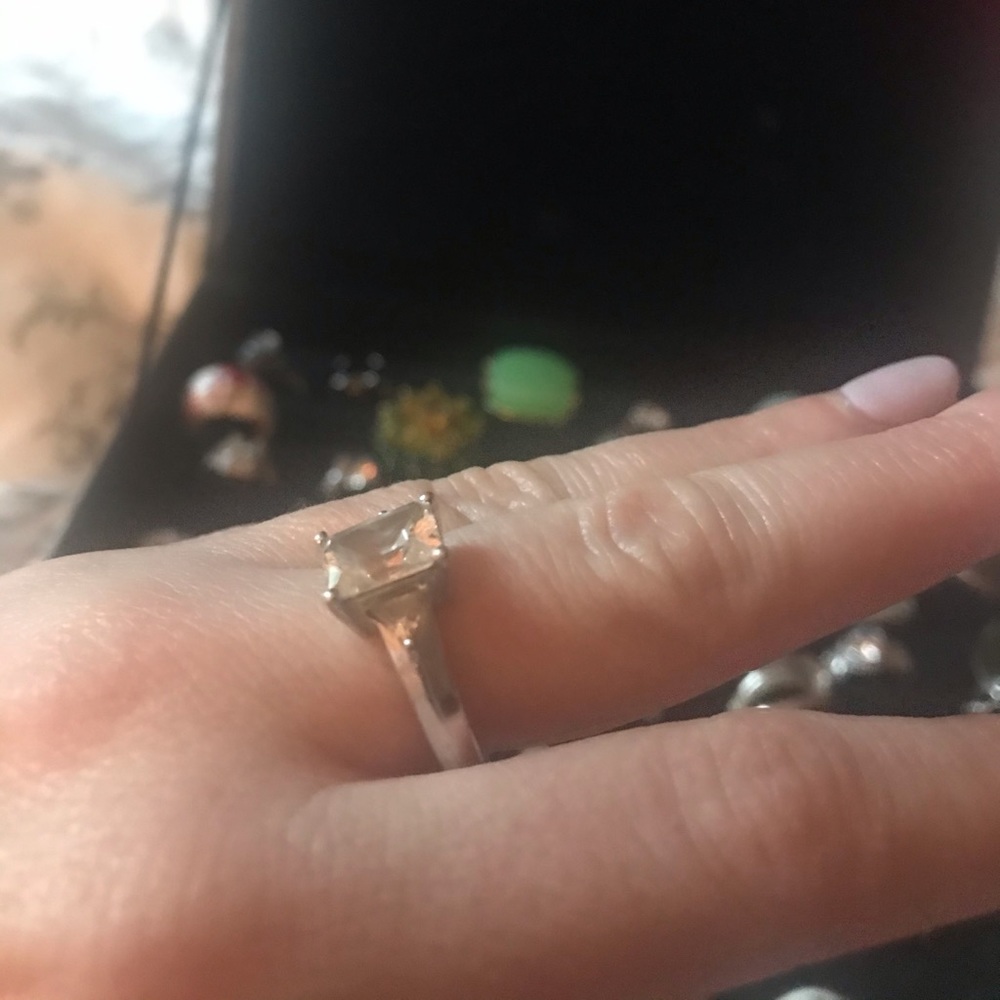 Classic Ring - Picture 2 of 3